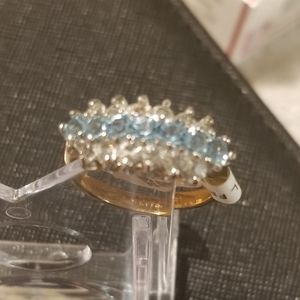 18K Gold ring size 7.